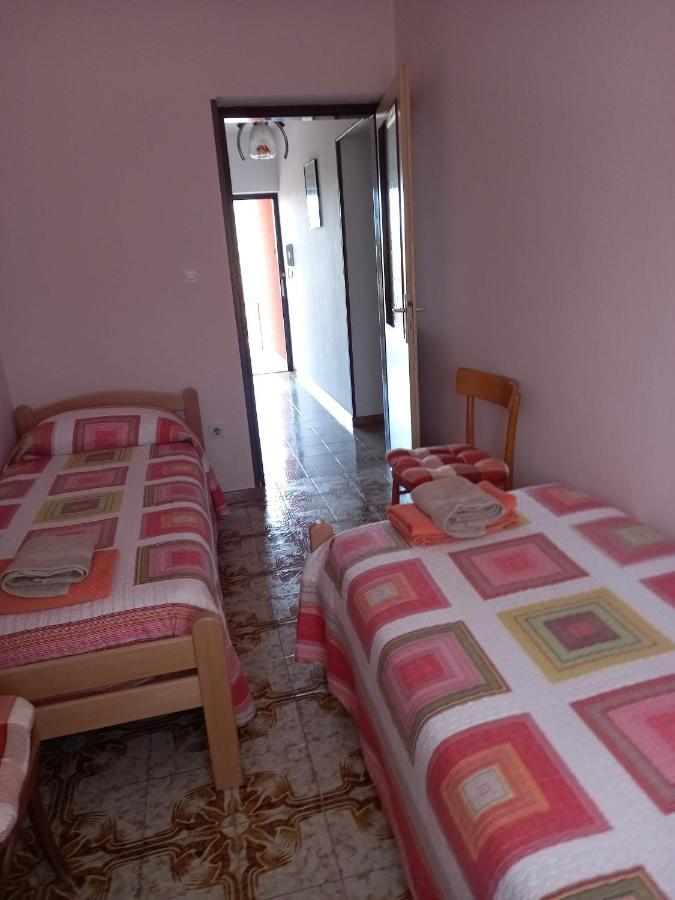 Apartment Parenzana Bibali 65 A 52460-Buje Buitenkant foto