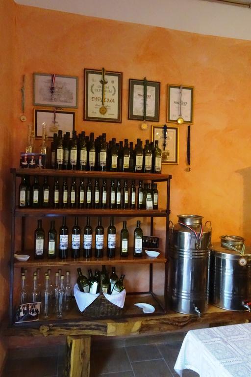 Apartment Parenzana Bibali 65 A 52460-Buje Buitenkant foto